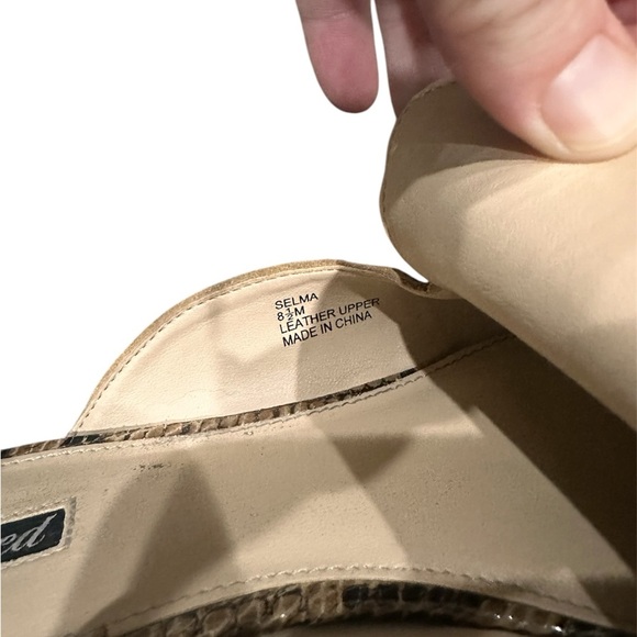 Violet & Red Selma Camel Women's‎ Mules 8.5 minimalist - Picture 6 of 8